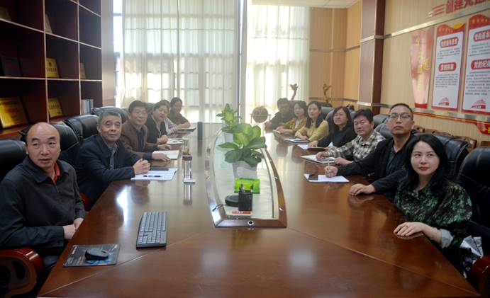 石油工程学院党委理论学习中心组11